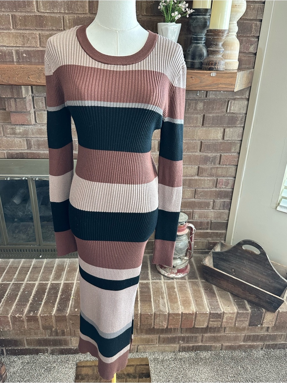 Evereve Striped Ribbed Long Sleeve Midi Dress in Brown, Black & Blush